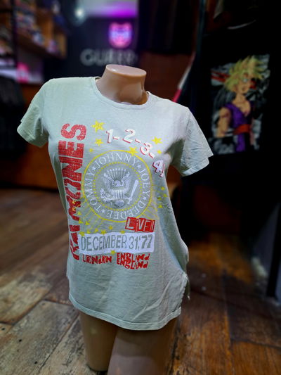 50cm Remera Nevada Ramones 1,2,3,4 Verde