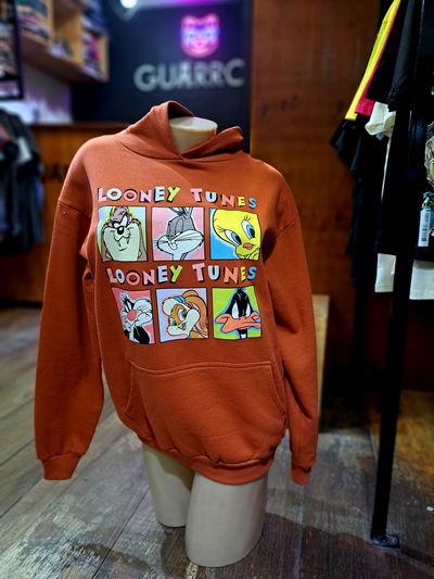 Buzo Canguro Looney Tunes