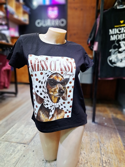 Remera Negra |Talle Único Mujer| Salchicha Miss Classy