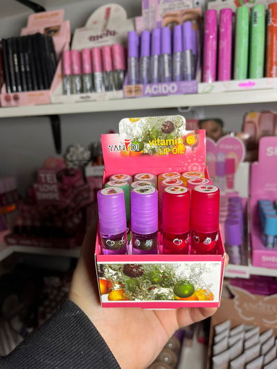 brillo labial roll on