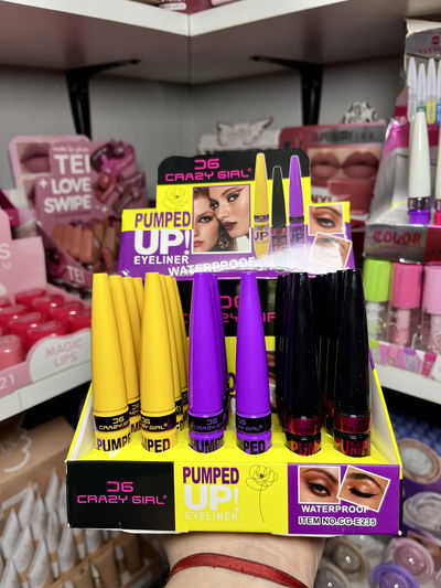 Delineador líquido Miss Betty