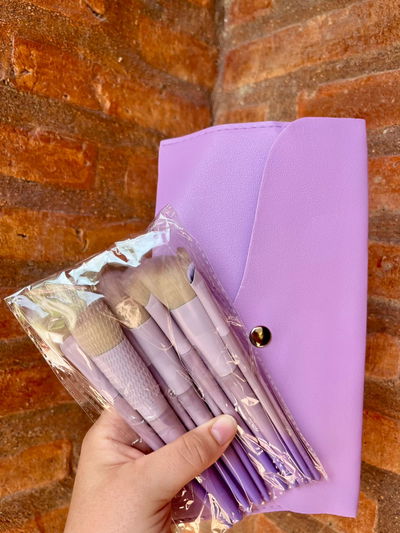 Brochas x10 + Neceser