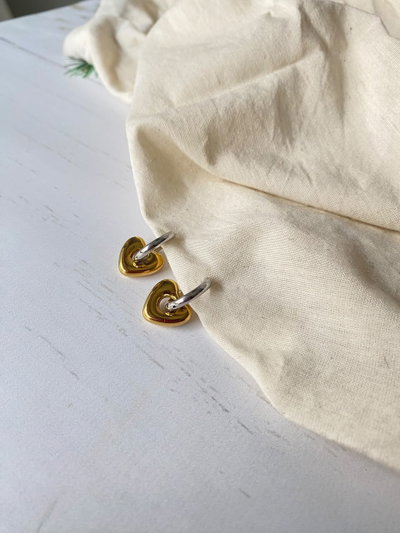 Argollas con dije combinadas