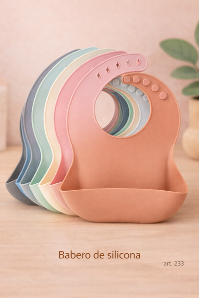 Babero de silicona con bolsillo 
