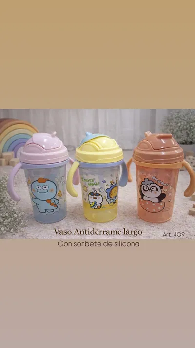 Vaso largo antiderrame con sorbete silicona y asas 240ml.