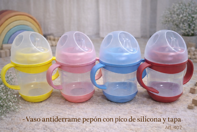 Vaso pepón antiderrame con pico silicona, tapa y asas 160ml.