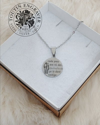 Dije Acero Quirúrgico Redonda 20mm + Cadena + Grabado Personalizado