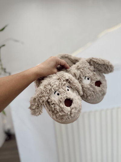 Pantufla Dog Ojitos Bordados