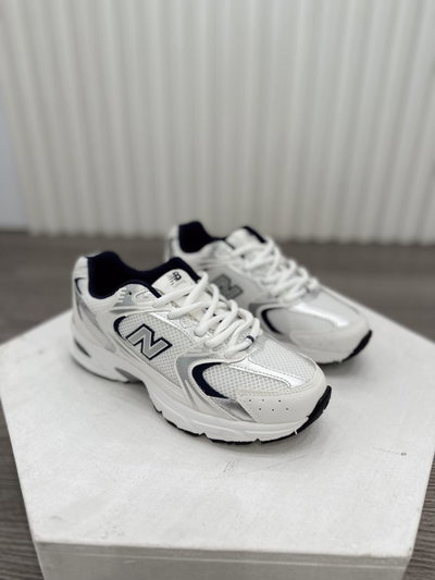 New Balance 530