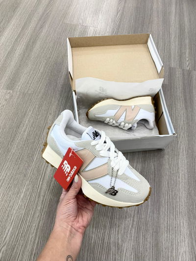New Balance 327