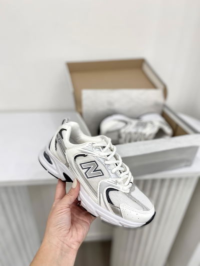 New Balance 530 Gris/Negro