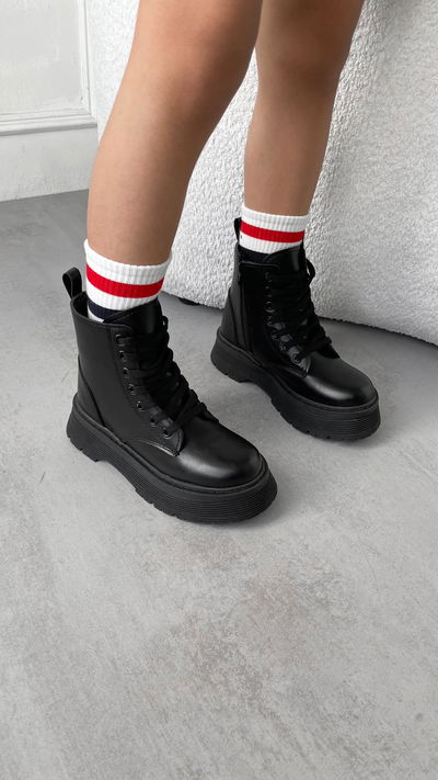 MARTEN NEGRO