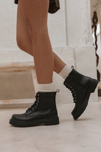 BORCEGO BOSTON