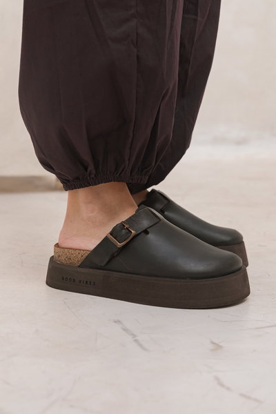 ZUECOS CELINE CUERO