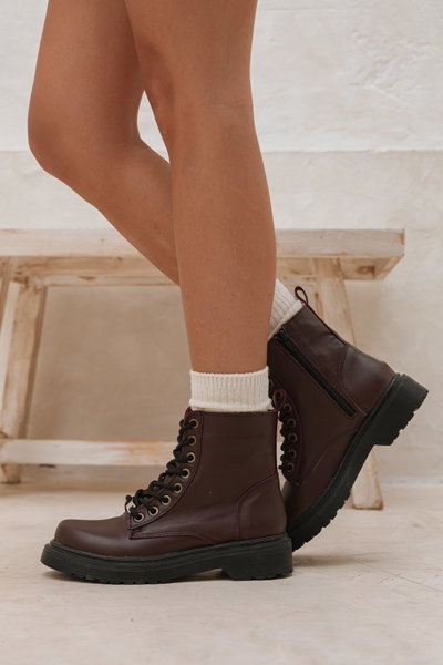 BORCEGO BOSTON
