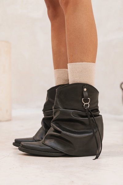 BOTAS ARIES CUERO