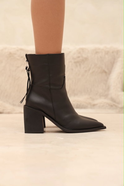 BOTA LUNA