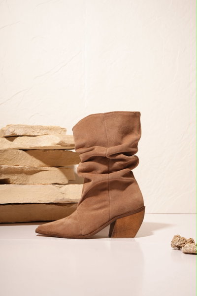 BOTA MOLLY