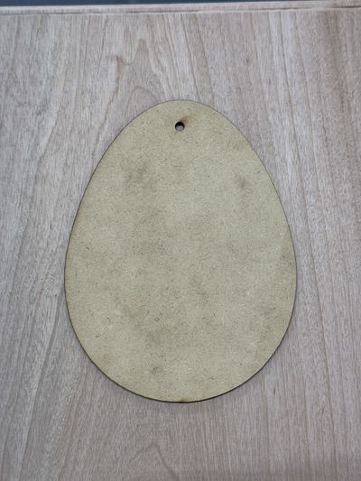 Huevo liso - 15cm de alto 