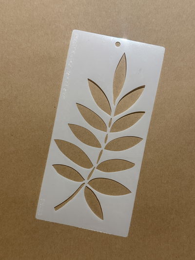 Stencil MyC - 10x20 - F3.33 - Hojas
