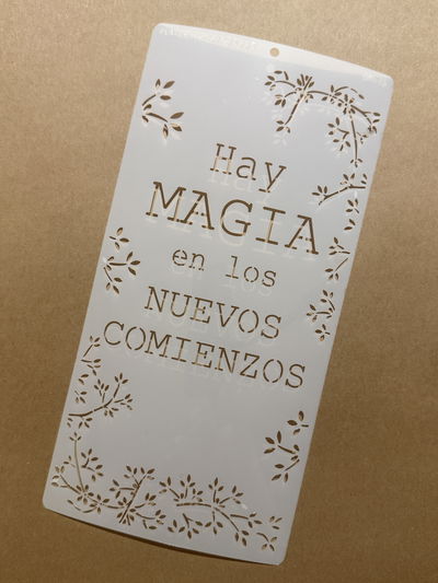 Stencil MyC - 15x30 - D4.15 - Hay magia...