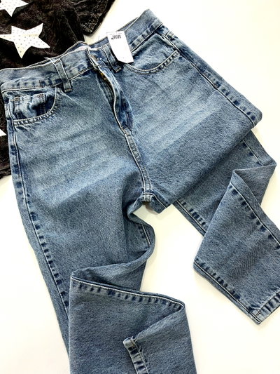 Jean mom 