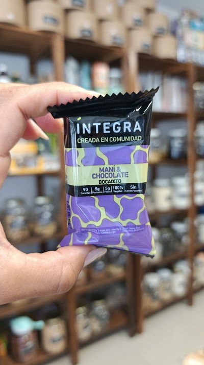 Bocaditos "Integra" maní y chocolate