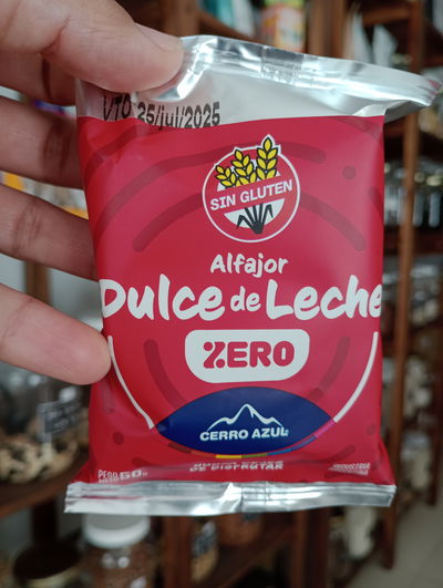 Alfajor relleno dulce de leche "Cerro Azul" Sin TACC