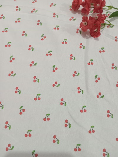 Algodón con lycra "Cerezas"