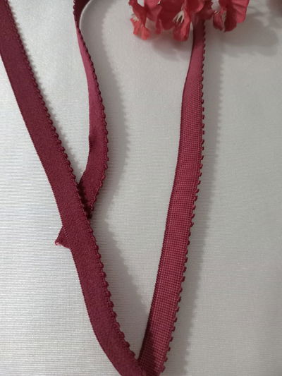 Bajo busto 12 mm bordo