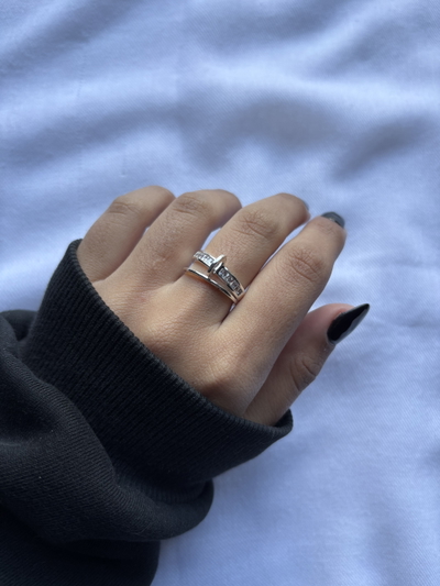 Anillo Zabdiel