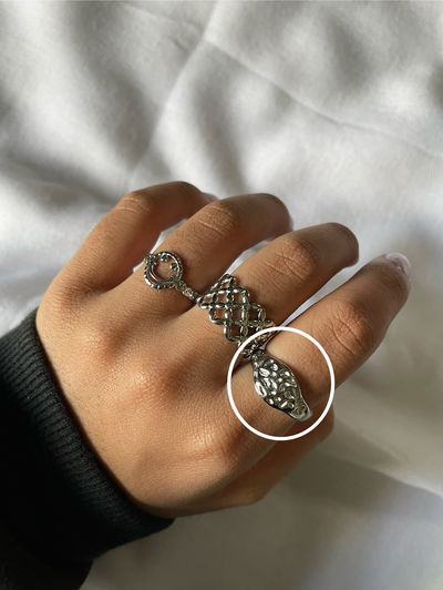 Anillo Tyra