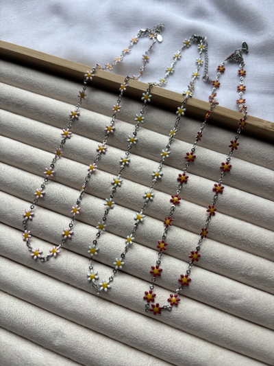 Collar Margarita Plateado