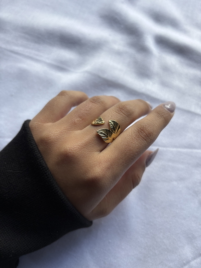 Anillo Laszlo Dorado 