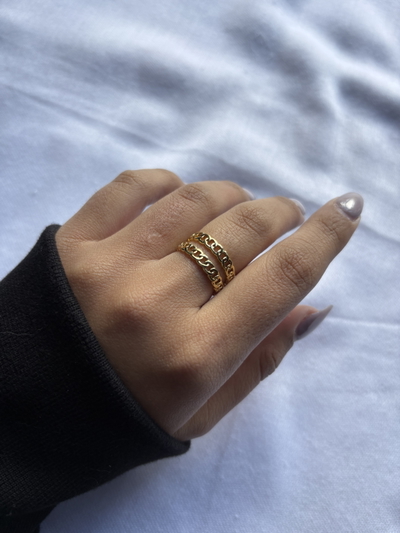 Anillo Uliana
