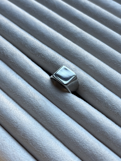 Anillo Hauk Plateado