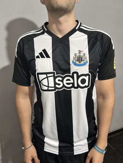 Camiseta titular Newcastle