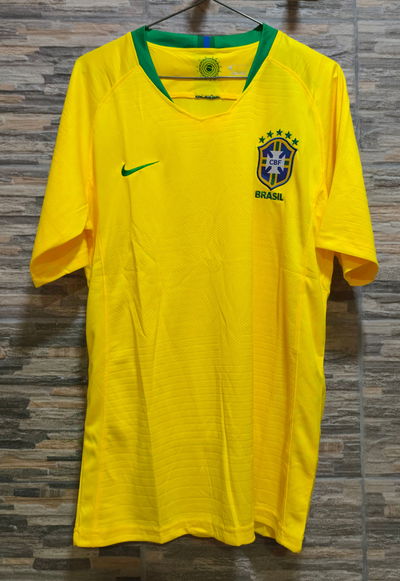 Camiseta titular Brasil