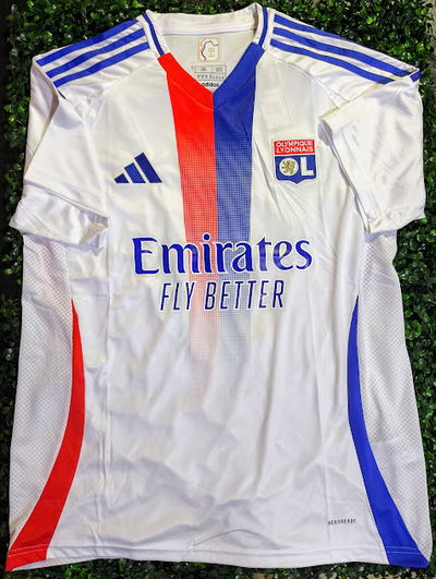 Camiseta titular Olympique Lyonnais 