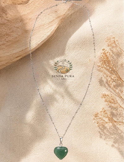 Cadena de acero blanco con piedra natural cuarzo verde 