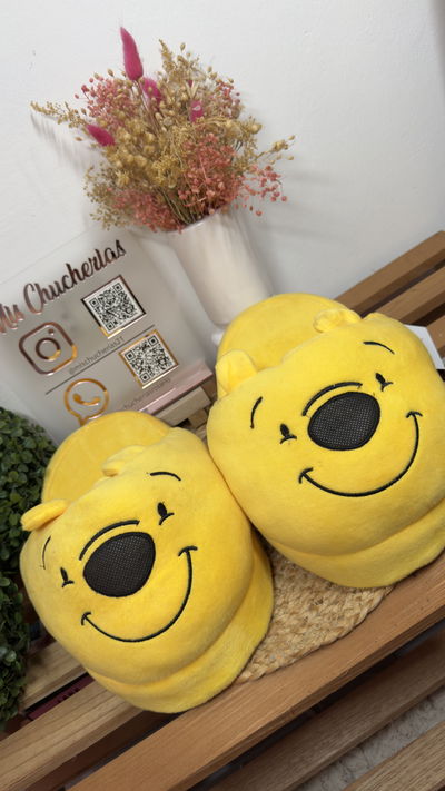 Pantuflas pooh amarillo 