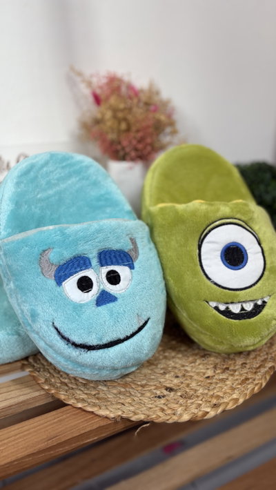 Pantuflas monster inc Wazowski