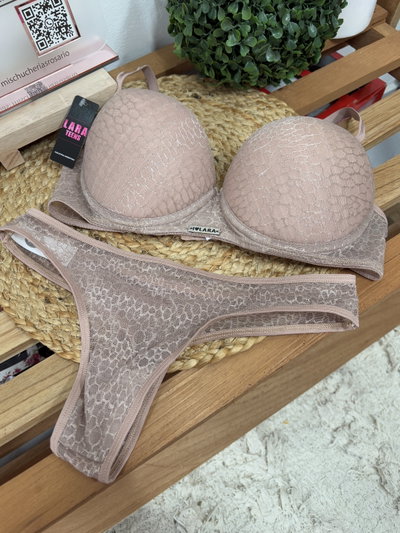 Conjunto lara