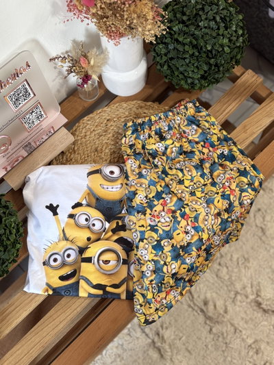 Pijamas minions corto 