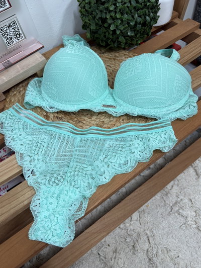 Conjunto brigitte
