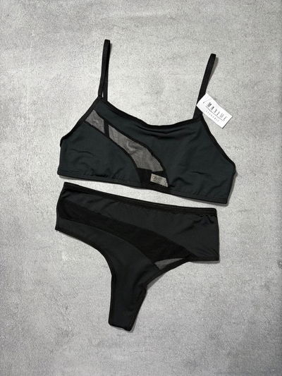 Conjunto Carla
