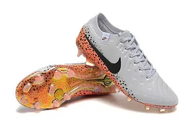 NIKE TIEMPO LEGEND 10