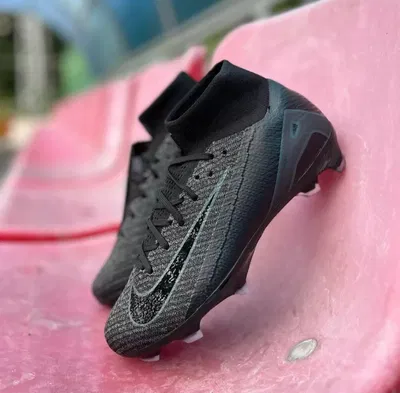 NIKE MERCURIAL SUPERFLY 10