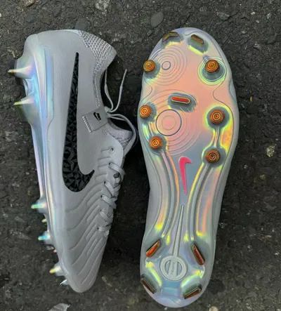 NIKE TIEMPO LEGEND 10