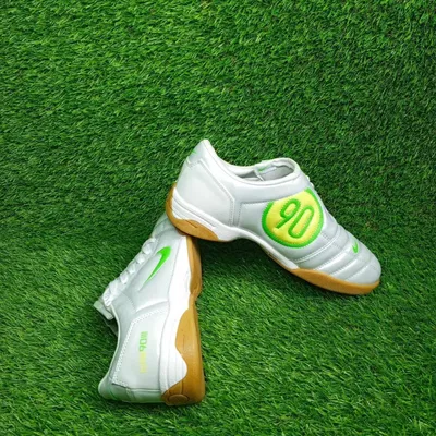 NIKE TOTAL 90